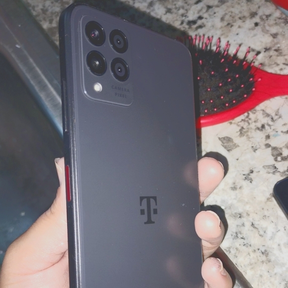 Revvel 6 5g service magenta plan Netflix AAA for a year 40gb hotspot